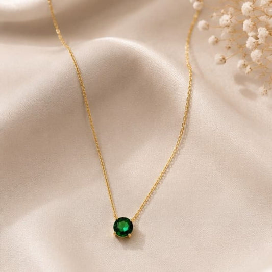 Emerald Glow Pendant Necklace – Stainless Steel | Waterproof & Tarnish Resistant