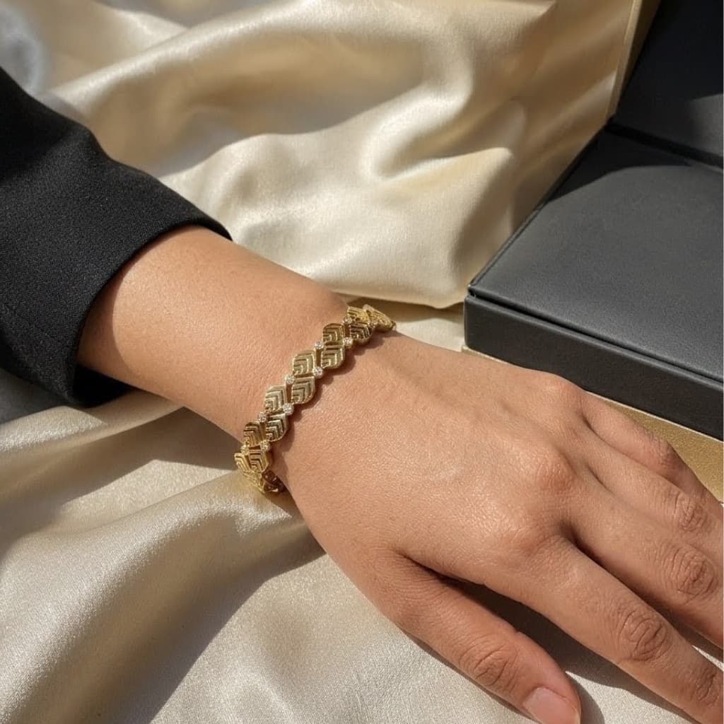 Luxury Gold Leaf Crystal Bracelet for Women – Waterproof Stainless Steel Cuff Bangle | Tarnish Resistant