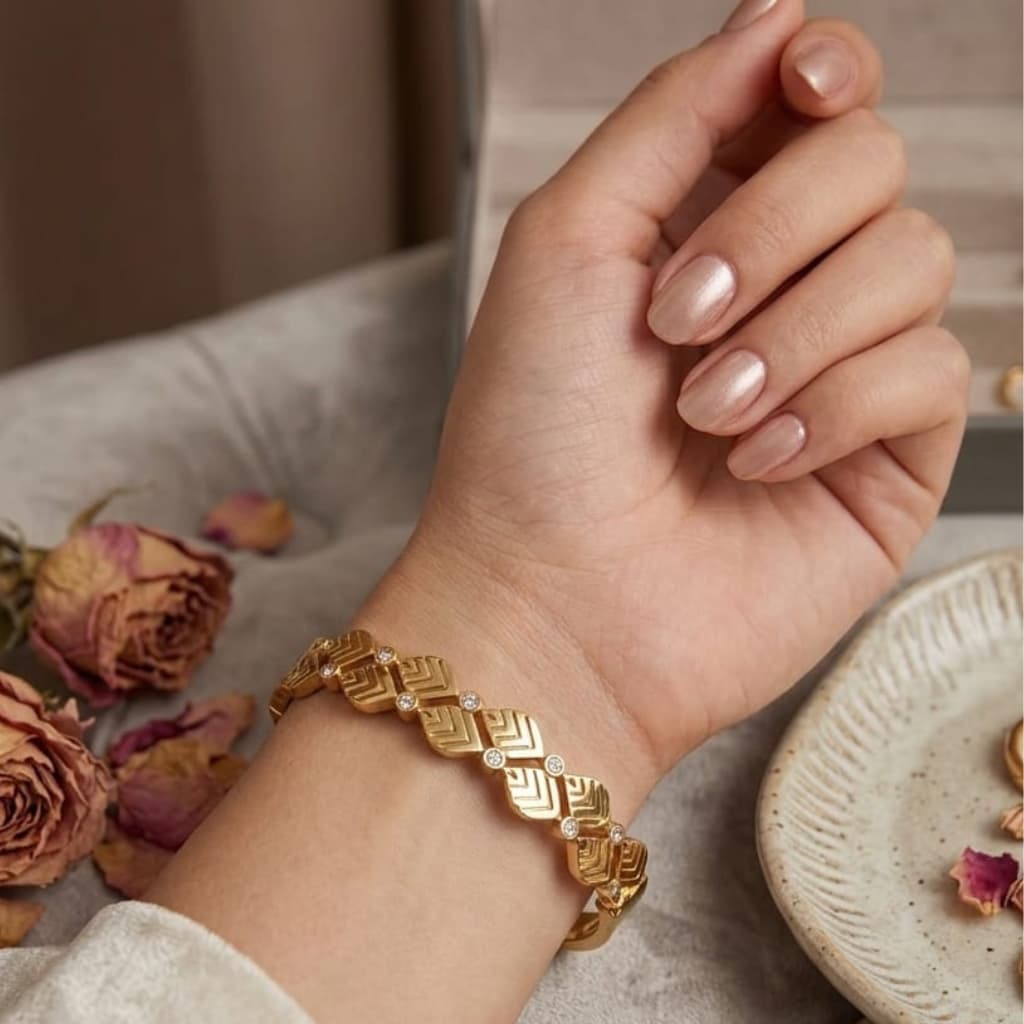 Luxury Gold Leaf Crystal Bracelet for Women – Waterproof Stainless Steel Cuff Bangle | Tarnish Resistant
